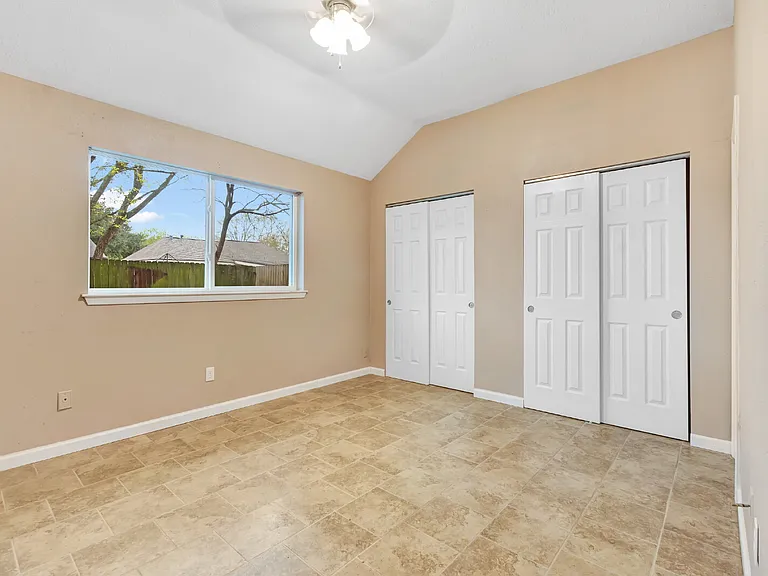17018 Dusty Mill Dr W — Photo 6