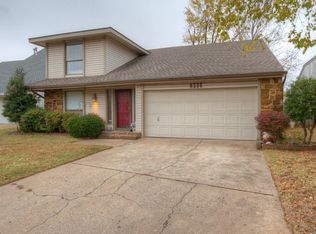 8236 S Jamestown Ave, Tulsa, OK 74137
