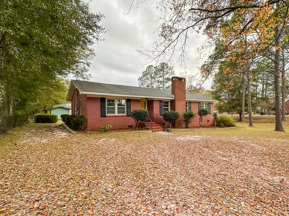 805 W Pine Ave, Geneva, AL 36340