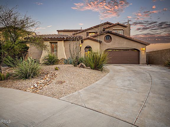 4th image of 18035 W Paseo Way