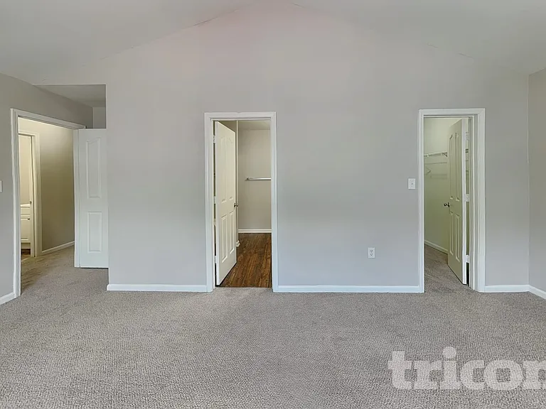 2216 Gooseberry Rd — Photo 6
