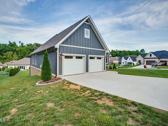 2nd image of 366 Gransley Ct