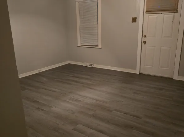 212-214 Old School Rd, Luxor, PA 15662