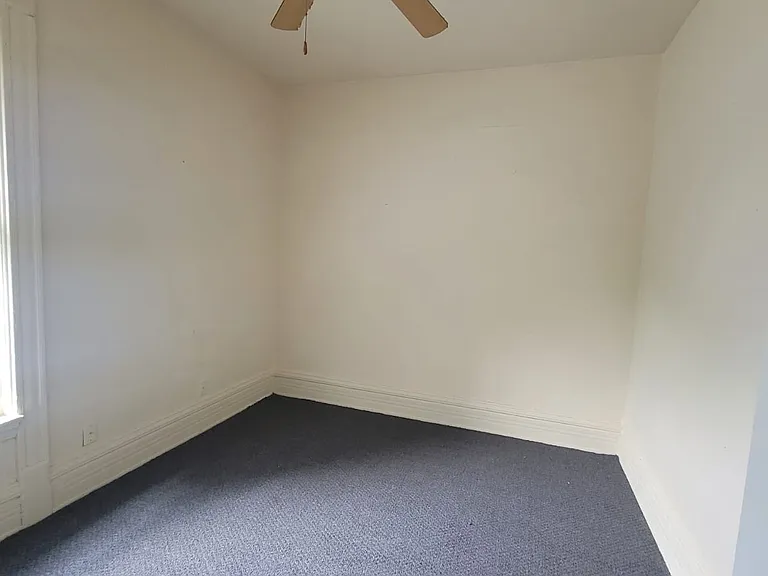 2334 W National Ave — Photo 5