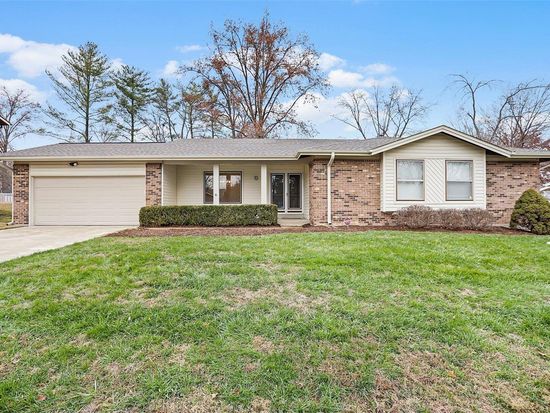 12839 Hasbrook Dr, Saint Louis, MO 63146