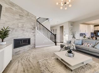7343 S Queensburg St, Aurora, CO 80016