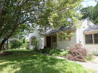 27 Sunrise Rd, Danbury, CT 06810