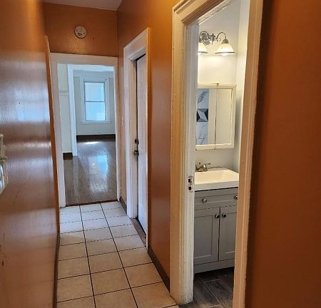 3rd image of 35 Chelsea Ave #2