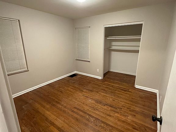 3rd image of 6 Hadley St