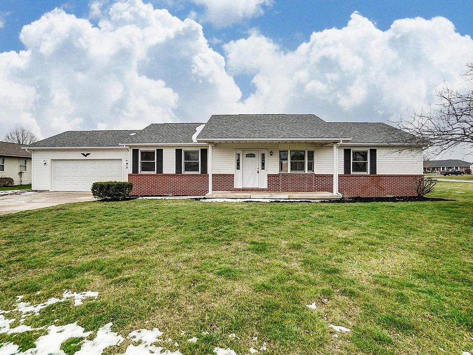 1st image of 296 Kensington Ct