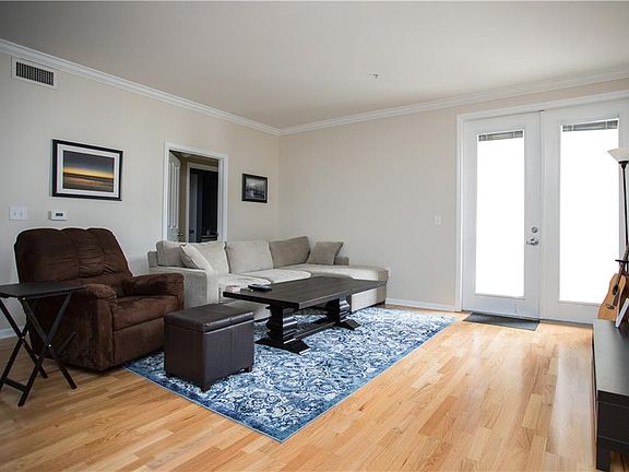 5th image of 1000 Providence Pl APT 355