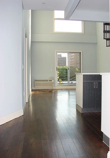 1st image of 2324 Broadway #5R