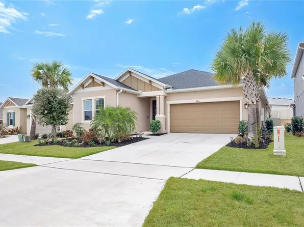 2915 Crest Wave Dr, Clermont, FL 34711