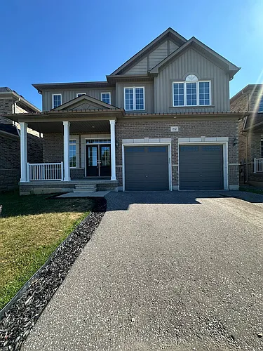 1832 Western Cres Photo 1