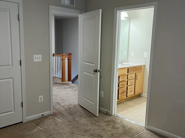9898 Obin Ln — Photo 6