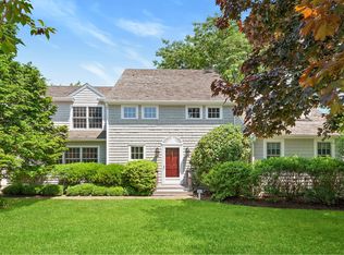 31 Bull Head Ln, Sag Harbor, NY 11963