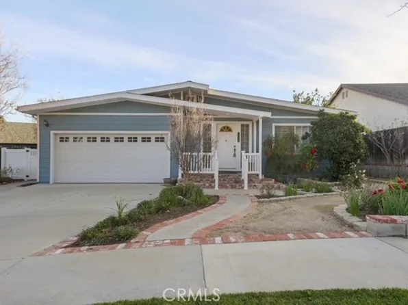 22128 Barbacoa Dr, Santa Clarita, CA 91350