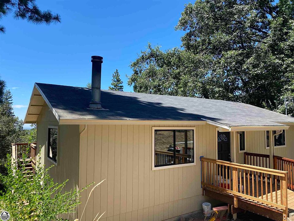 1st image of 20190 Canyonview Dr