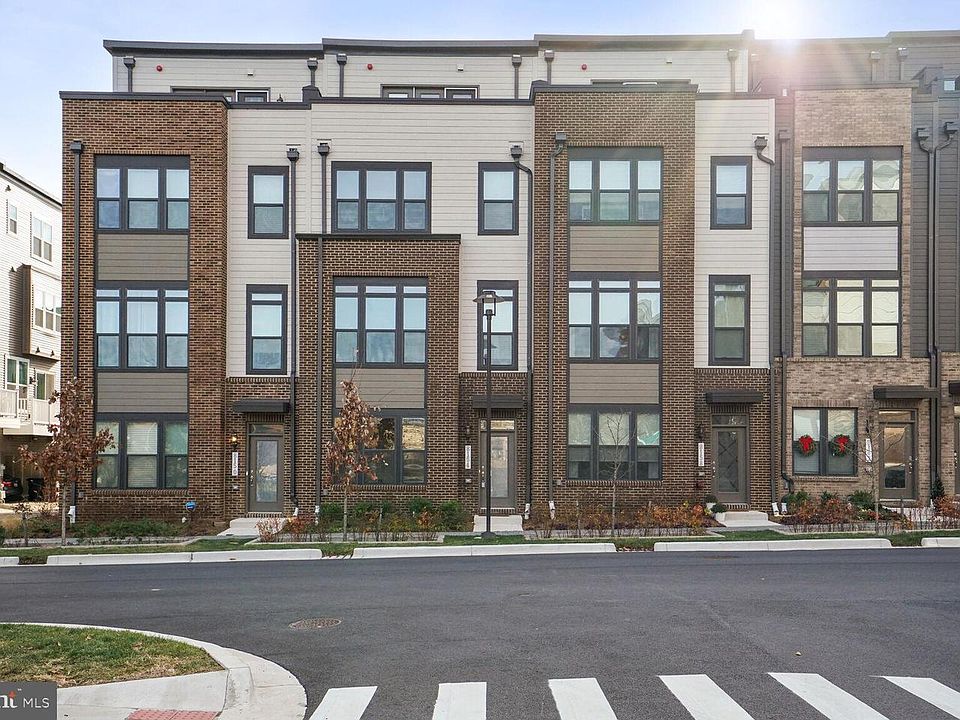 1st image of 8154 Varick Pl