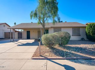 6109 W Tierra Buena Ln, Glendale, AZ 85306