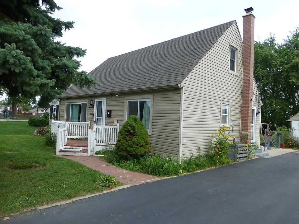 1st image of 10109 McLean Ave