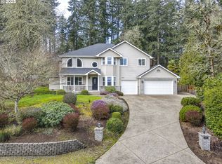 1947 Woodson Loop, Eugene, OR 97405