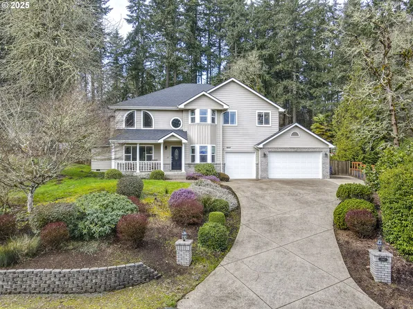 1947 Woodson Loop, Eugene, OR 97405
