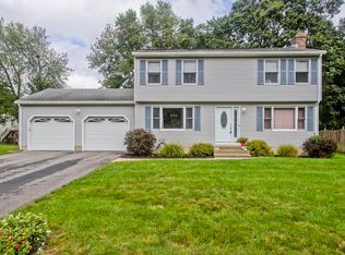 30 Caitlin Dr, Springfield, MA 01118