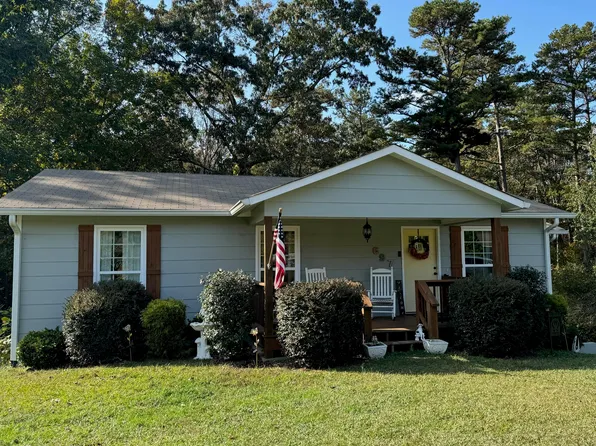 697 Jason Dr, Trion, GA 30753