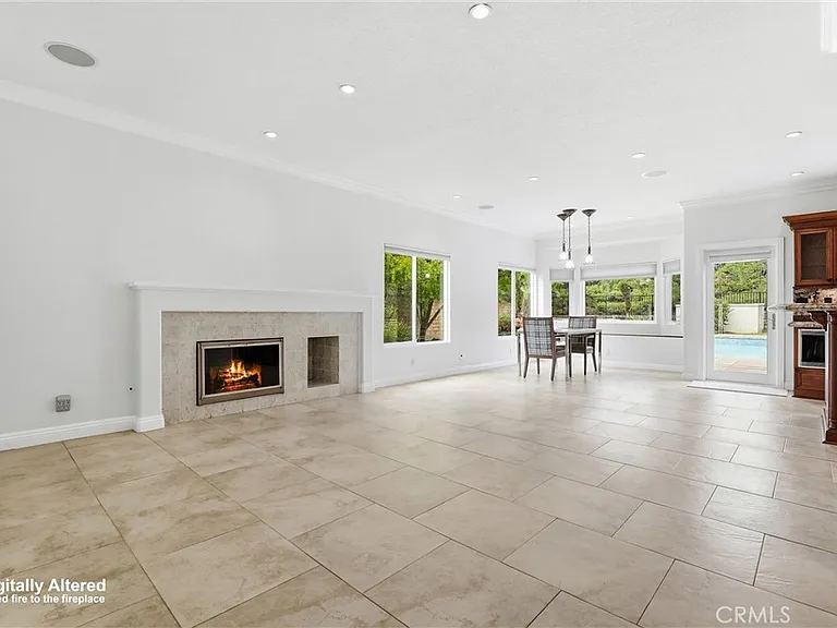 23302 Vista Carillo — Photo 2