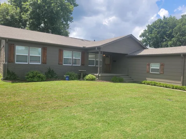 1521 Park Heights St, Miami, OK 74354