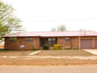 1002 4th St, Meadow, TX, 79345