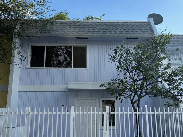 618 NW 11th St, Miami, FL 33136