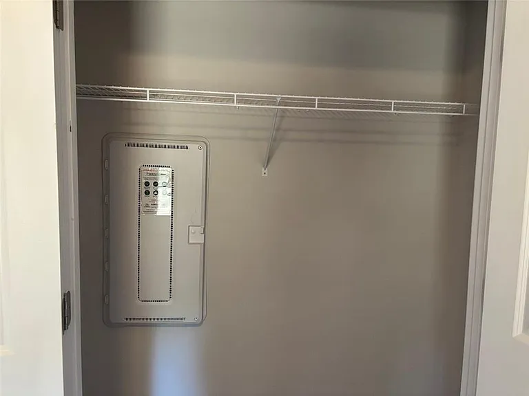 3667 Hidden Valley Cir — Photo 26