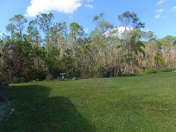 3rd image of 19583 Charleston Cir