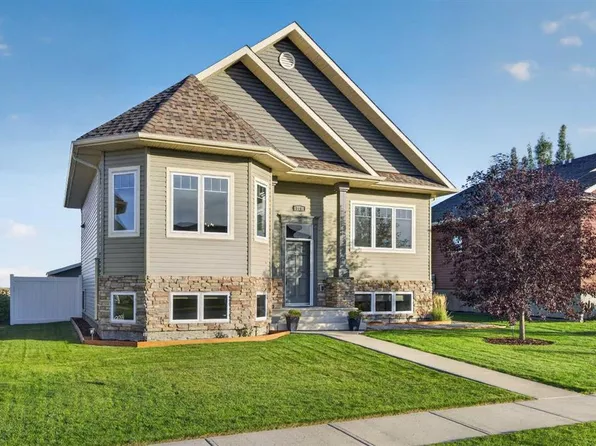 108 W Tamarack Rd, Three Hills, AB T0M 2A0