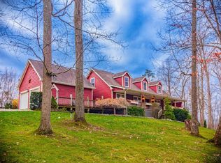 1393 Dutch Thomas Rd, Peebles, OH 45660