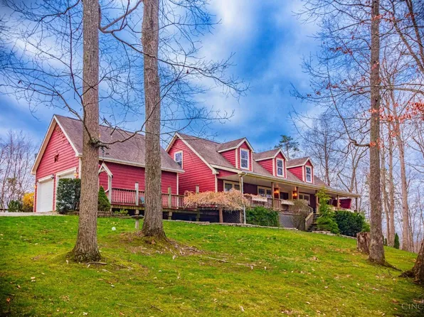1393 Dutch Thomas Rd, Peebles, OH 45660