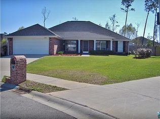 3504 Farrington Ct, Ocean Springs, MS 39564