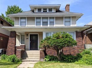 5423 Burns St, Detroit, MI 48213