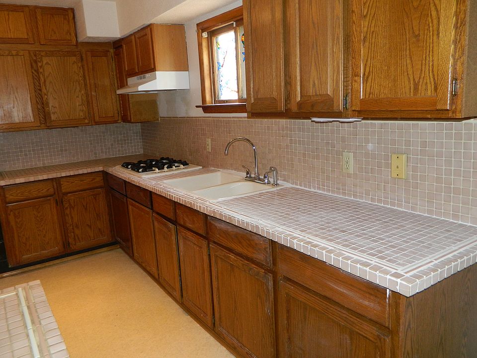 1st image of 1411 Meadow Ave