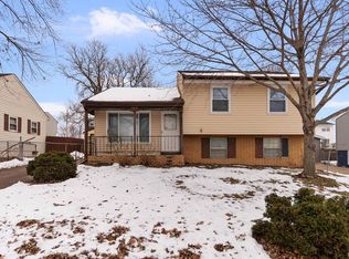 5335 Davie St, Davenport, IA 52806