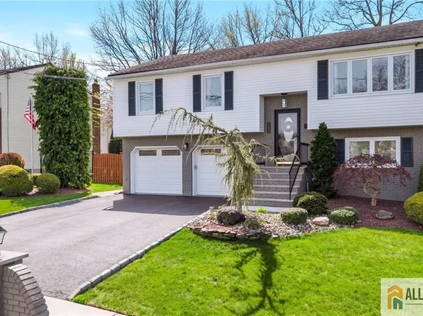 275 Alden Ave, Edison, NJ 08820