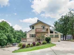 15550 Beacon Point Dr, Northport, AL 35475