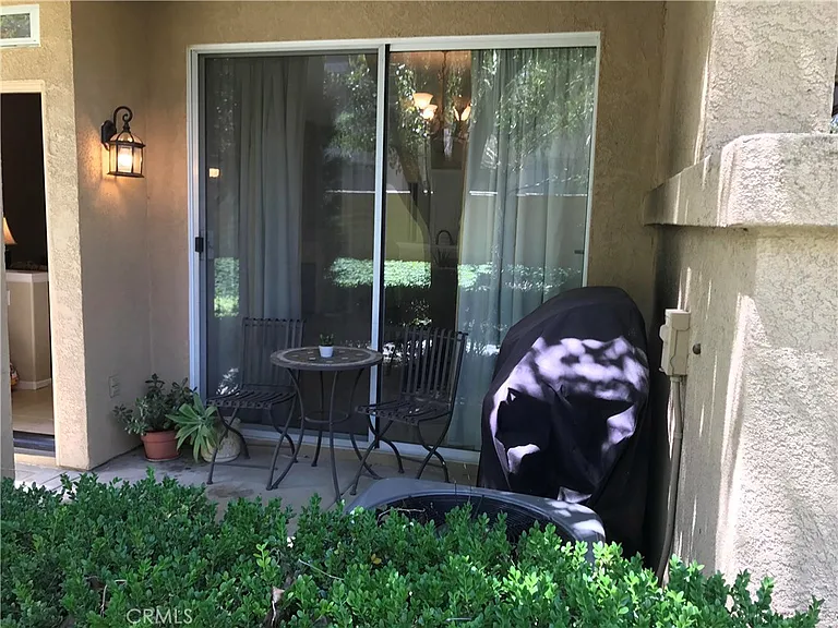 1039 S Positano Ave — Photo 30