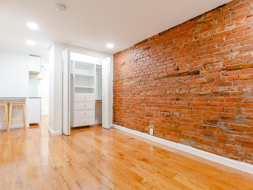 1st image of 423 E 12th St APT 1RW