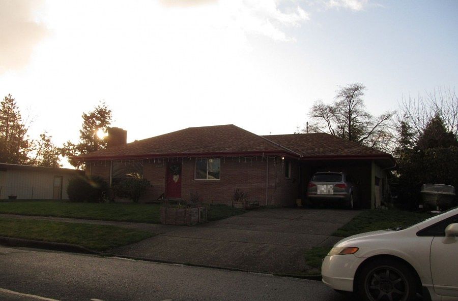 2nd image of 1446 Harding St