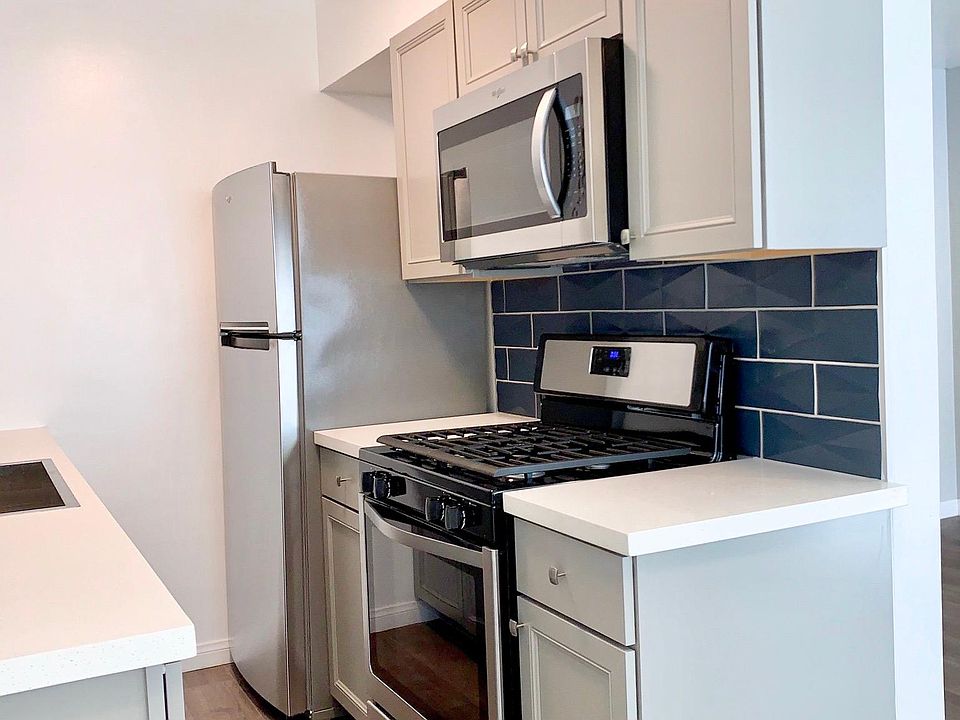 1st image of 445 Cedar Ave APT 11