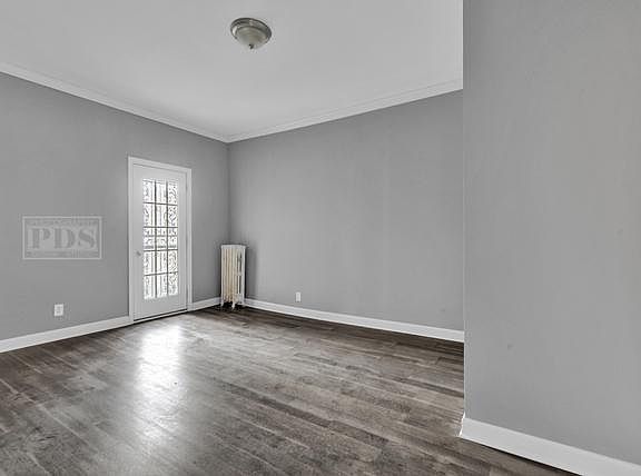 4th image of 828 E Drexel Sq #3