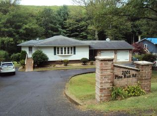 2001 Pine Run Rd, Laurel Run, PA 18706